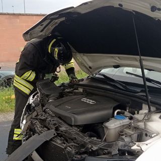 Incidente stradale a Trecate, coinvolte due auto