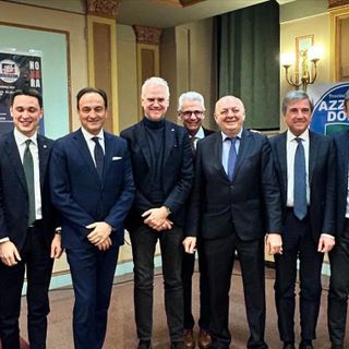 Forza Italia: Diego Sozzani alla guida, scommesse e nuovi volti per il futuro politico a Novara