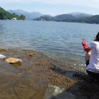 La Goletta di Legambiente torna sui laghi Maggiore e d’Orta