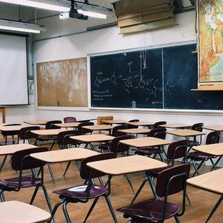 Ritorno a scuola, l’amarezza dei sindacati: “Abbiamo necessità di più di 7000 docenti di ruolo&quot;