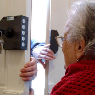 Truffe a casa. La Regione Piemonte mette in guardia i cittadini