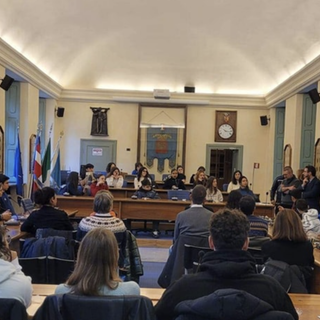 Progetto sulla giustizia riparativa, incontro con gli studenti in sala consiliare