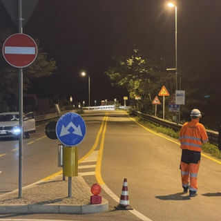 Rinviati a mercoledì i lavori notturni alla rotonda del Ponte di Ferro di Sesto Calende: stanotte chiude l'autostrada