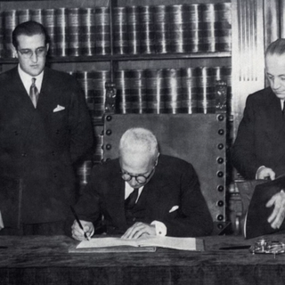 Come abbiamo riscritto (in peggio) i principi della nostra società