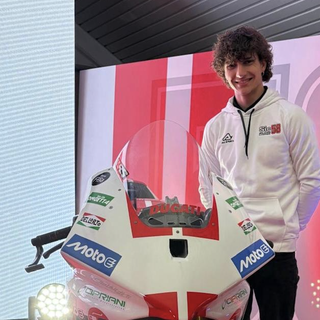 Tommaso Occhi debutta nel mondiale Moto GP elettrica con il team Sic58