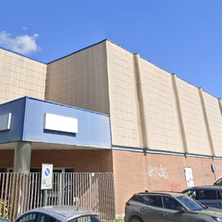 Galliate, nuovo defibrillatore per il palasport di via Mazzini