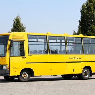 M5S: “La beffa degli scuolabus di Galliate”