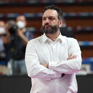 Separazione consensuale tra Igor Volley Novara e l'allenatore Stefano Lavarini