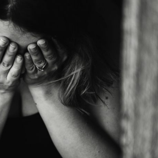 Trecate: cresce la violenza di genere, ma crescono anche consapevolezza e senso civico