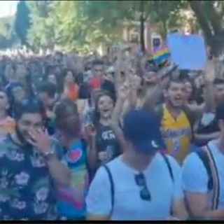 A Novara in 2000 al Pride con corredo di polemiche con il Comune