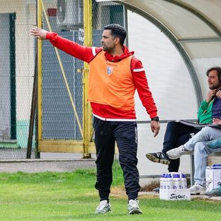 Vinicio Espinal saluta il Gozzano dopo la salvezza
