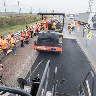 La Torino-Milano diventa la prima autostrada green in Europa, con asfalto riciclato al 70%. FOTO e VIDEO