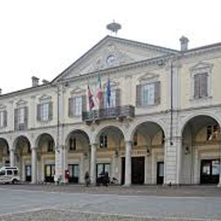 Comune di Trecate: aperta la mobilità esterna per un posto di funzionario amministrativo