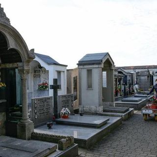 Lavori per gli impianti elettrici al cimitero di Cerano