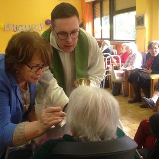 Dopo tre anni don Simone Taglioretti lascia Domodossola, sarà parroco ad Armeno