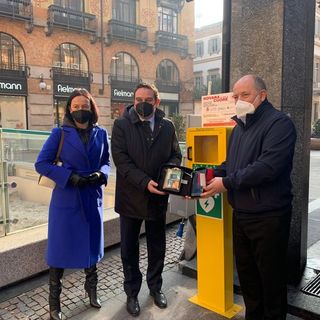 Cresce il numero di defibrillatori a Novara