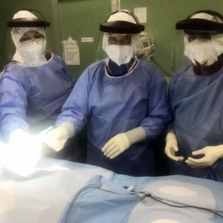 A Borgomanero posizionato un pacemaker a un 78enne positivo al Covid