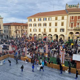 Carnevale trecatese, ieri seconda sfilata e domani gran finale con il rogo di Re Carnevale