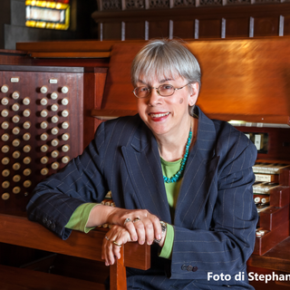Gail Archer all’organo Mascioni della basilica di San Gaudenzio