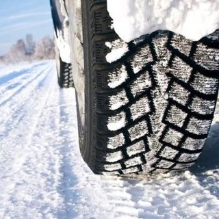 Dal 15 novembre l'obbligo di pneumatici invernali o catene a bordo