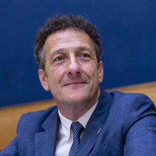Arona, approvato il bilancio 2020: riduzione tasse addizionale Irpef e tassa rifiuti