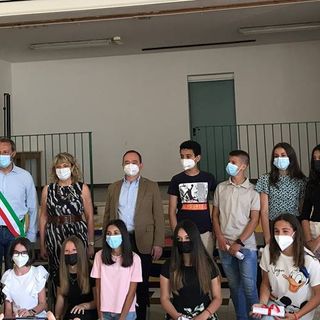 Consegnate le borse di studio della Sarpom agli studenti meritevoli del ‘Ramati’