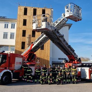 Dieci Vigili del Fuoco abilitati all'utilizzo di mezzi speciali autoscala e piattaforma arte