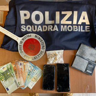 Arrestato un uomo per spaccio di droga a Galliate