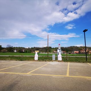 A Sizzano attivate due colonnine di ricarica per veicoli elettrici