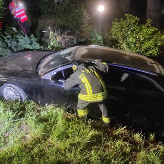 Scontro tra due auto a Borgoagnello, lievi ferite per uno dei conducenti