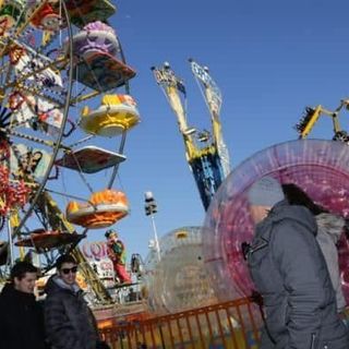 Arona, Gusmeroli annulla la festa delle giostre del tredicino