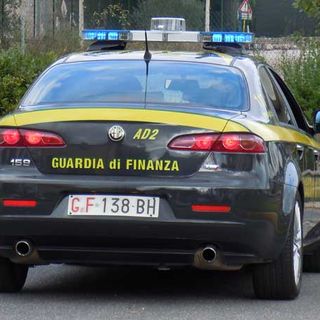 Notizie dal Piemonte. Torino: Mascherine, gel, test e termometri &quot;falsi&quot; contro il covid: perquisizioni nelle farmacie del torinese