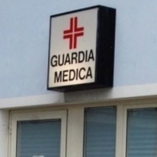 Un tavolo di confronto tra Medici e Regione