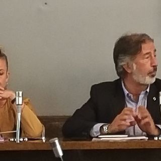 Coccia, tre ore di dibattito in commissione