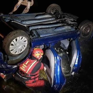 Castellazzo Novarese, auti finisce in un canale. Tre feriti portati in ospedale