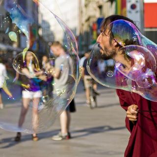 Arona: il 17 agosto spettacolo di artisti di strada