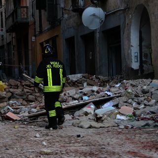 Notizie dal Piemonte. Esplosione nell'alessandrino: morti tre vigili del fuoco, carabinieri feriti, un disperso