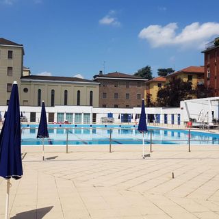 Sabato apre la piscina di via Solferino