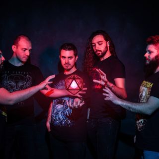 Sabato musica rock a Novara con la band Roll For Initiative  che si esibisce per la prima volta dal vivo e presenterà il  nuovo singolo &quot;Low Life&quot;
