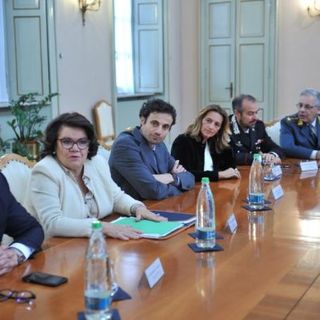 I sottosegretari Sibilia e Crippa in visita a Novara