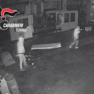 Notizie dal Piemonte. Torino &quot;Andiamo a rubare con il lockdown, così non c'è nessuno&quot;: sgominata la banda di ladri terrore di aziende e tir [VIDEO]