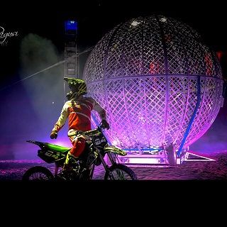 Il fantastico mondo del Maya Orfei Circo Madagascar a Trecate