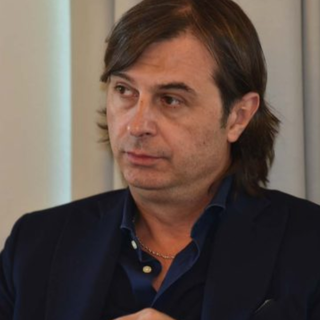 Fermato con 200mila euro nascosti in auto, denunciato il presidente del Novara Calcio