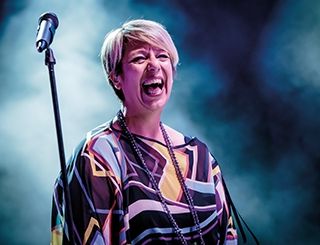Venerdì sera al Faraggiana la big band di Allifranchini con la voce di Paola Folli
