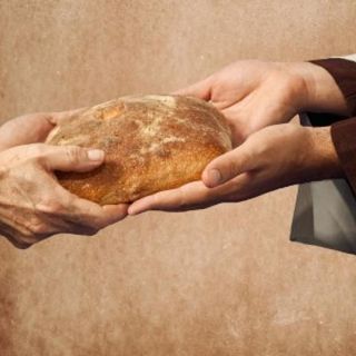 Un pacchetto di Riso per un Sorriso: raccolta fondi a sostegno delle mense dei poveri in città