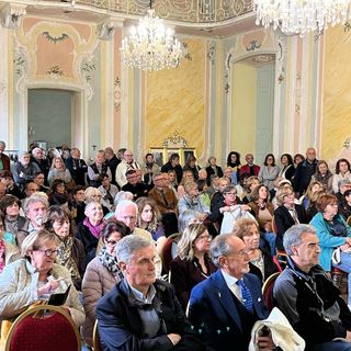 Successo per la presentazione dei corsi dell’università della terza età a Villa Cicogna FOTO