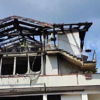Incendio devastante distrugge abitazione a Cureggio