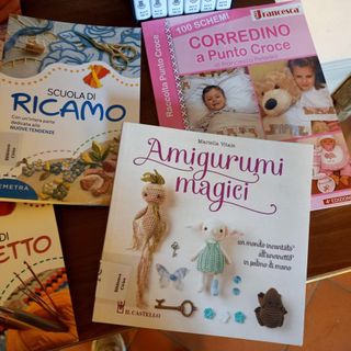 Nuovi libri alla biblioteca civica di Trecate dedicati al ricamo e al cucito
