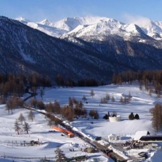 Coronavirus, non cala l'allarme in montagna e nelle valli: &quot;Stop ai turisti della quarantena&quot;