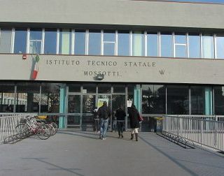 Cerimonia di assegnazione borse di studio in memoria di Enrico Badà